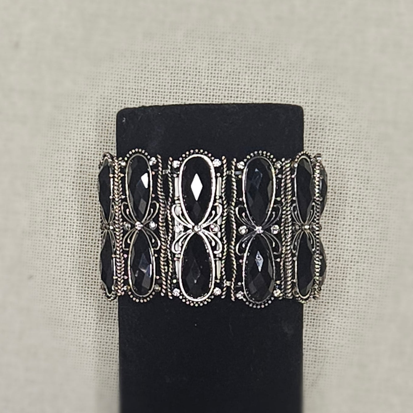 Black and silver stretch bracelet