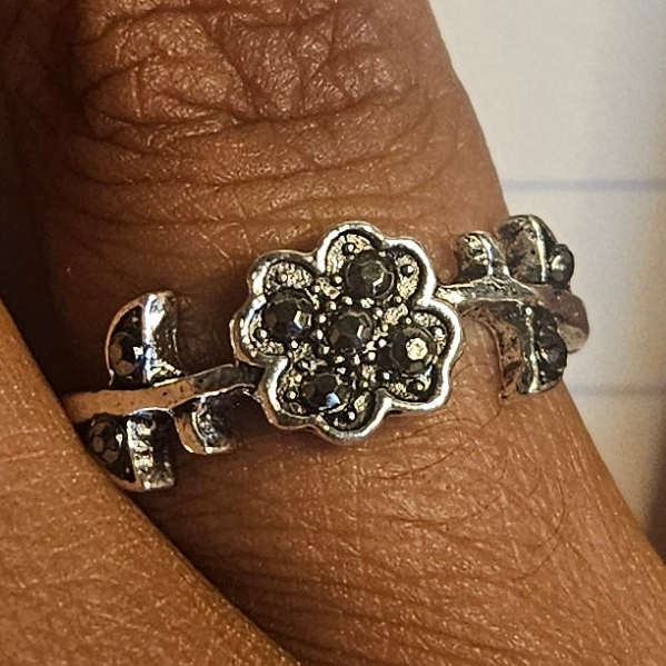 Flower Child Ring